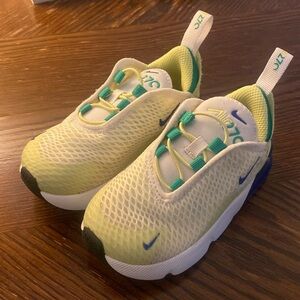 Nike Yellow Sneakers Modern Design
